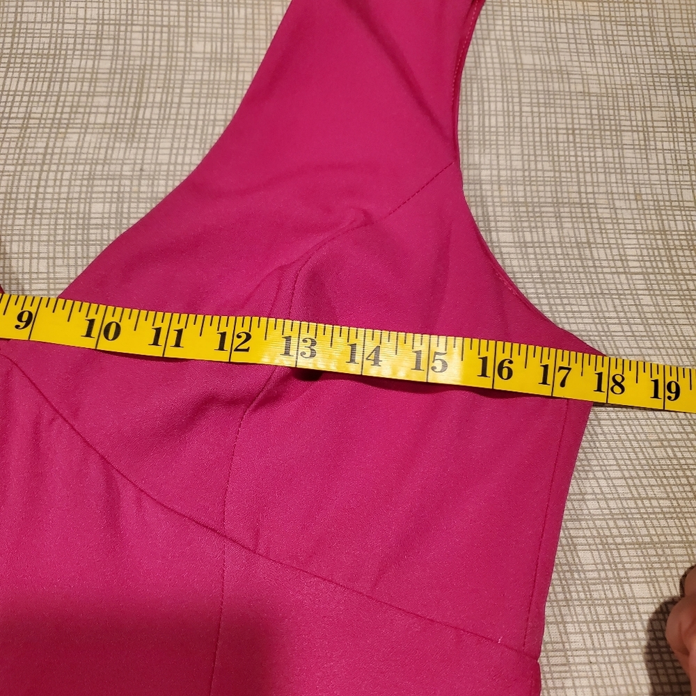 Pink dress - Picture 8 of 9